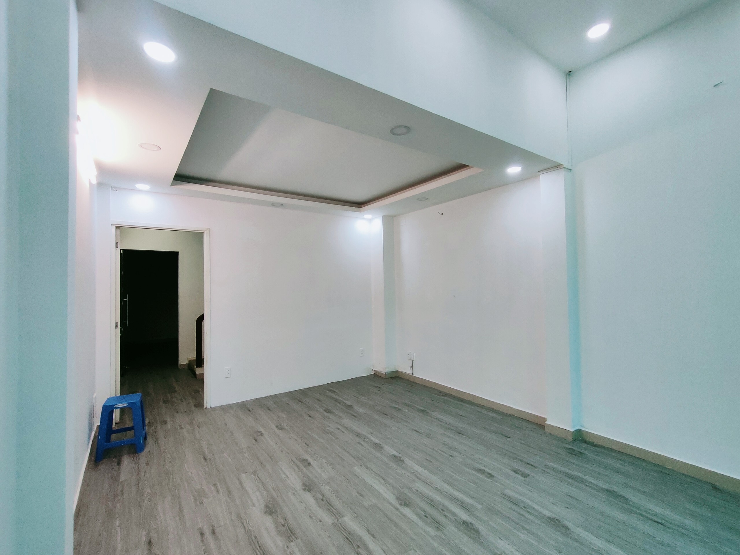 Cho Thuê Nguyên Căn MTĐ  Nguyễn Trọng Tuyển P2 Quận Tân Bình. 